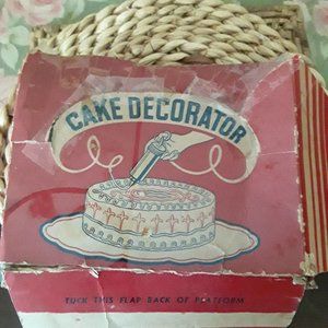 Vintage Lorraine Cake Decorator Set